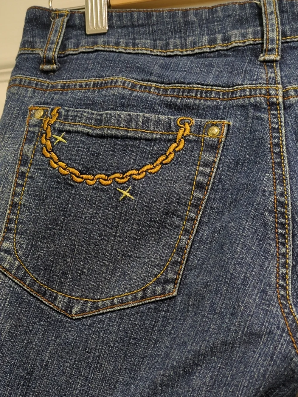 VINTAGE Rocawear Y2K Embroidered Back Pocket Denim Jeans Size 9